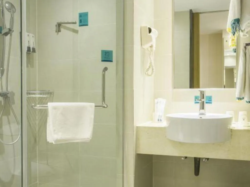 City Comfort Inn Baise Uprising Memorial Park Laiyu