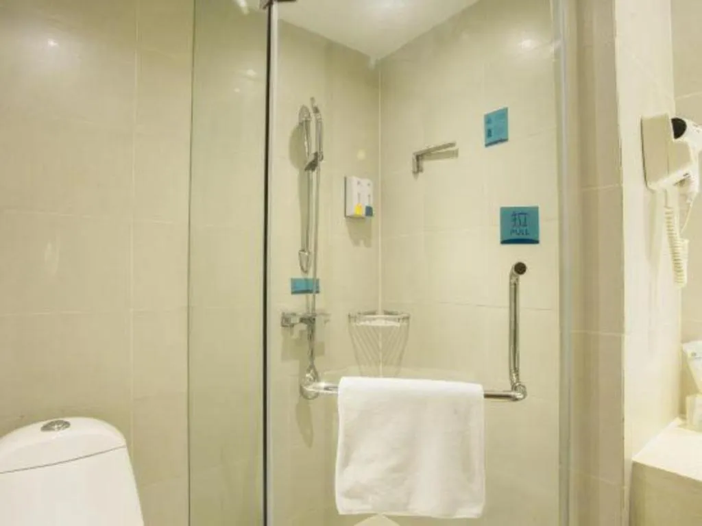 City Comfort Inn Baise Uprising Memorial Park Laiyu