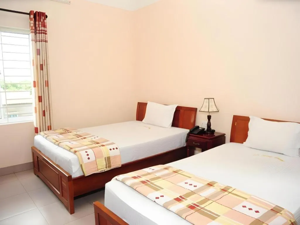 Bed in Hong Thang Hotel