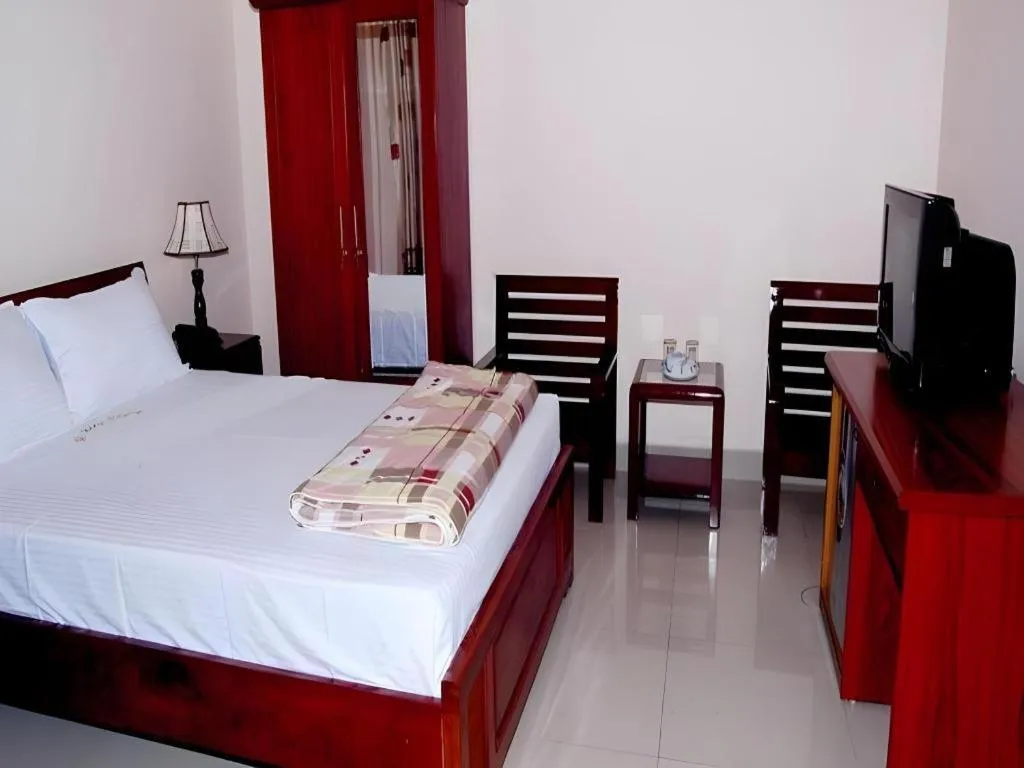 Bed in Hong Thang Hotel