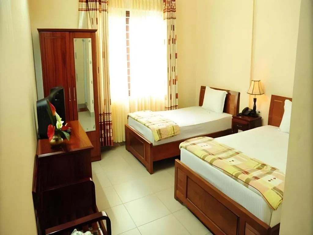 Bed in Hong Thang Hotel