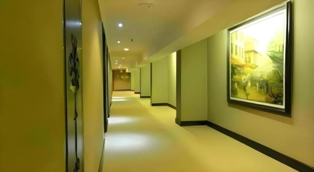 Regent's Park Hotel at Kayutangan Malang