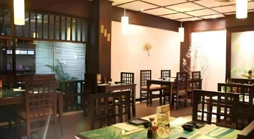 Regent's Park Hotel at Kayutangan Malang