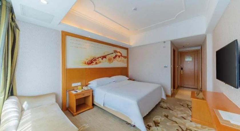 Bed in Out Sky Hotel