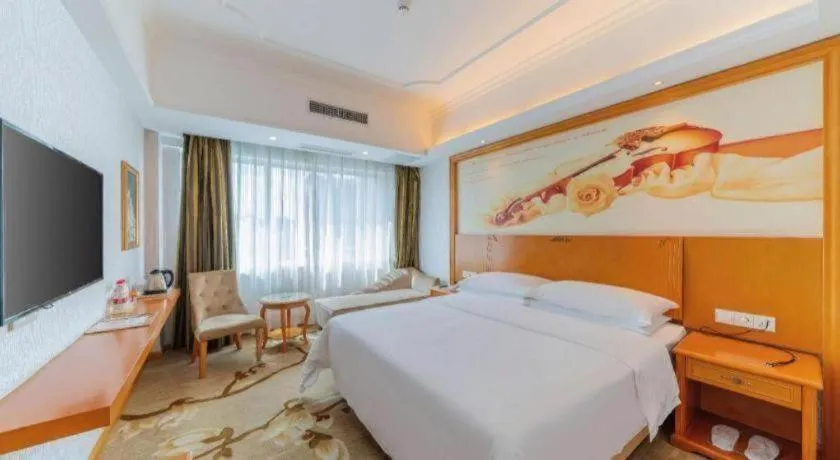 Bed in Out Sky Hotel