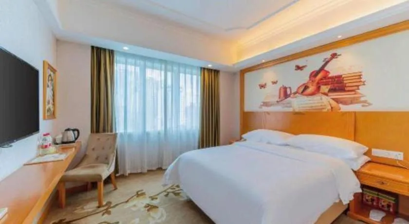 Bed in Out Sky Hotel