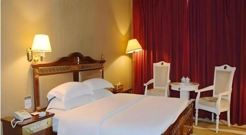 Bed in Out Sky Hotel