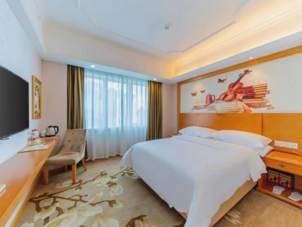 Bed in Out Sky Hotel