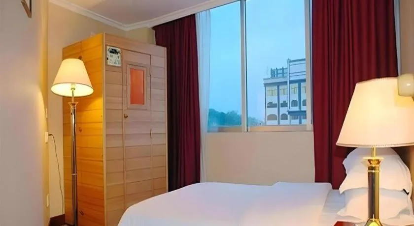 Bed in Out Sky Hotel