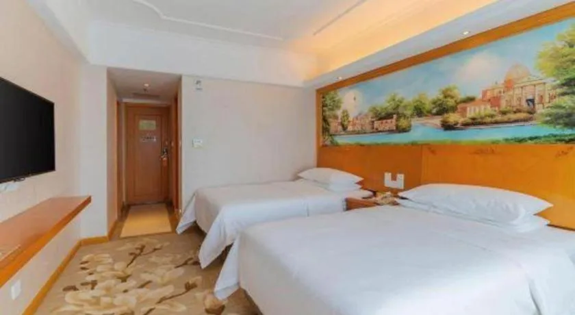 Bed in Out Sky Hotel