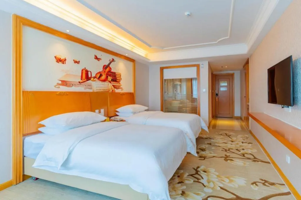 Bed in Out Sky Hotel