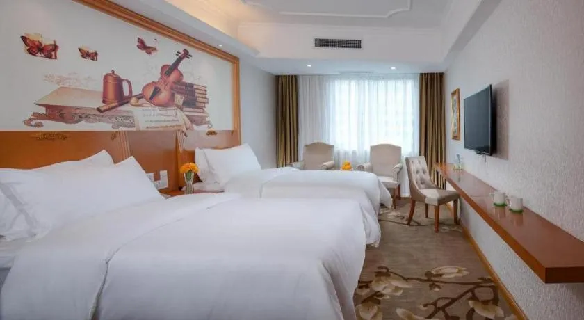 Bed in Out Sky Hotel