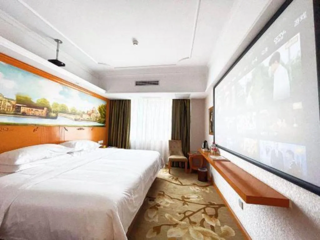 Bed in Out Sky Hotel