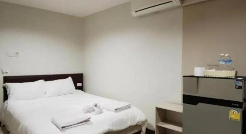 Bed in Poompimaan House