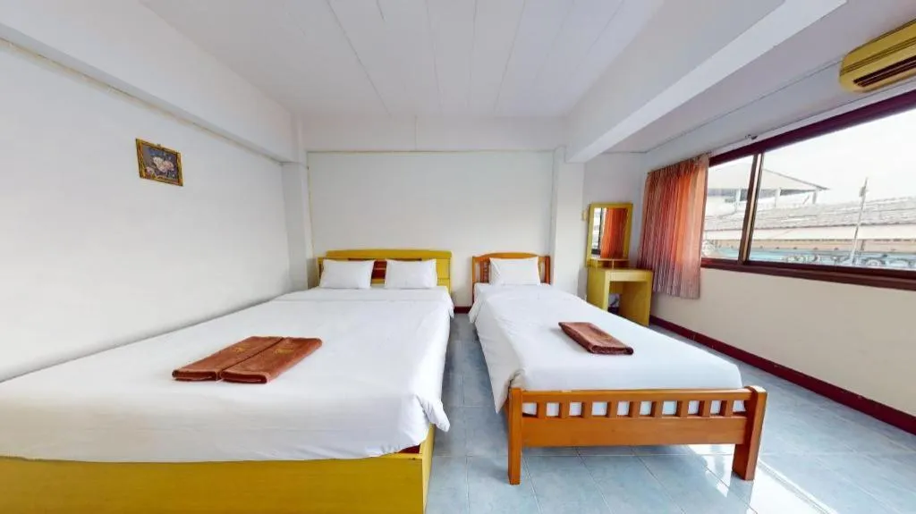 Bed in Premier Hotel Nakhonsrithammarat