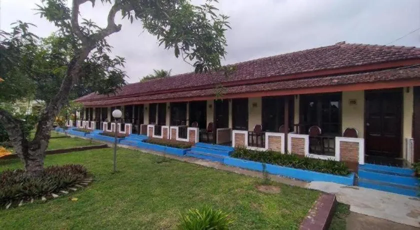 Parai Beach Resort Telengria