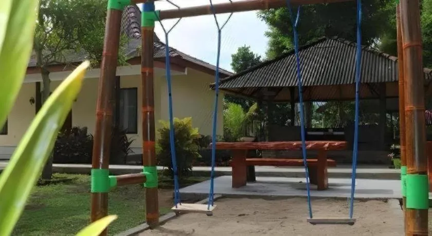 Parai Beach Resort Telengria