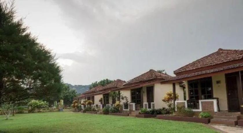 Parai Beach Resort Telengria