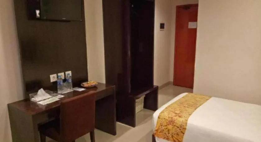 Bed in Jelita Bandara Hotel Airport