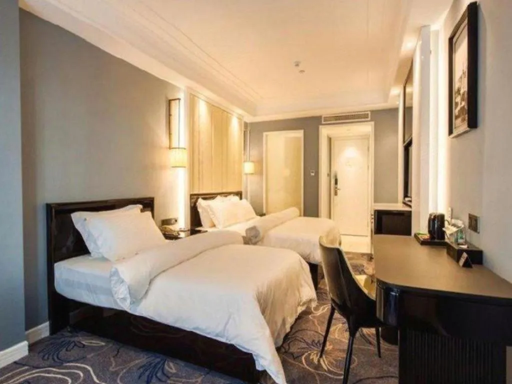 Bed in Jinjiang Metropolo Hotel Nanjing Confucius Temple Branch