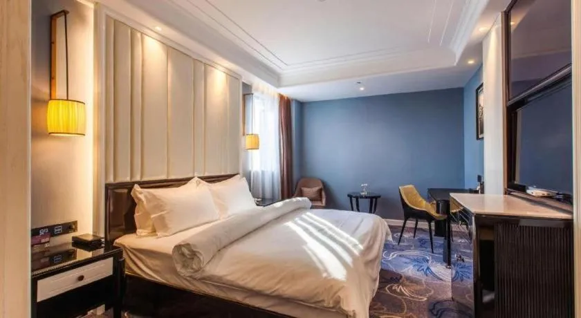 Bed in Jinjiang Metropolo Hotel Nanjing Confucius Temple Branch