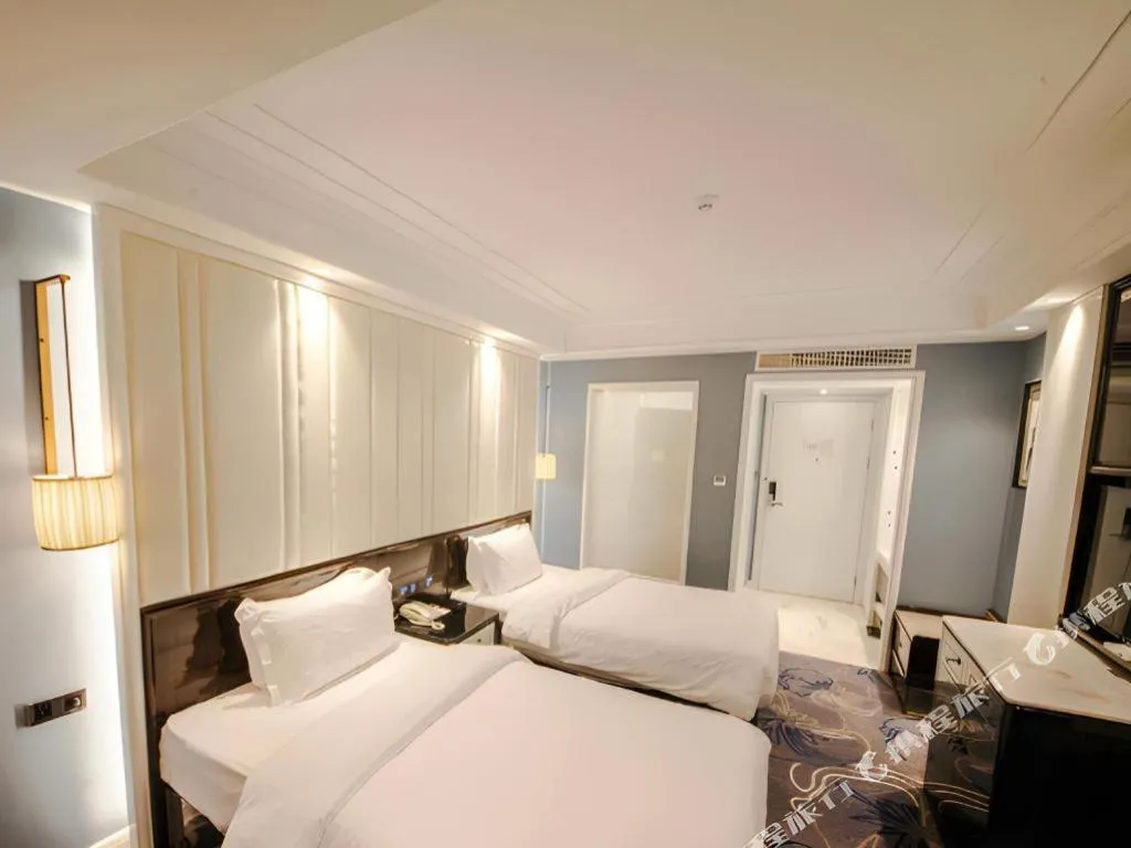 Bed in Jinjiang Metropolo Hotel Nanjing Confucius Temple Branch