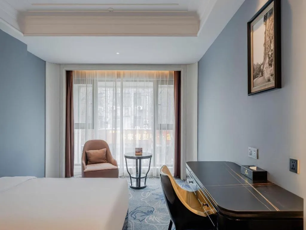 Bed in Jinjiang Metropolo Hotel Nanjing Confucius Temple Branch