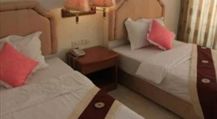 Bed in Phitsanulok Orchid Hotel