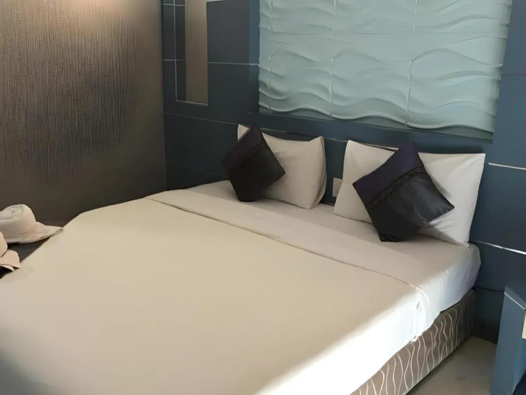 Bed in Phitsanulok Orchid Hotel
