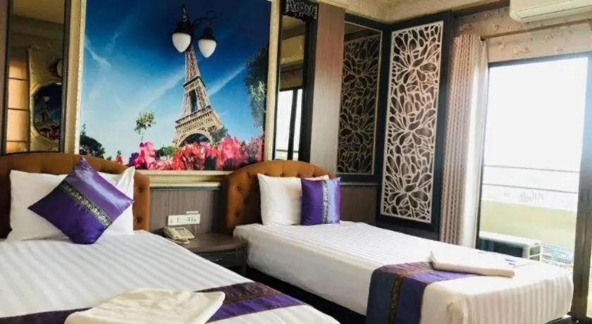 Bed in Phitsanulok Orchid Hotel