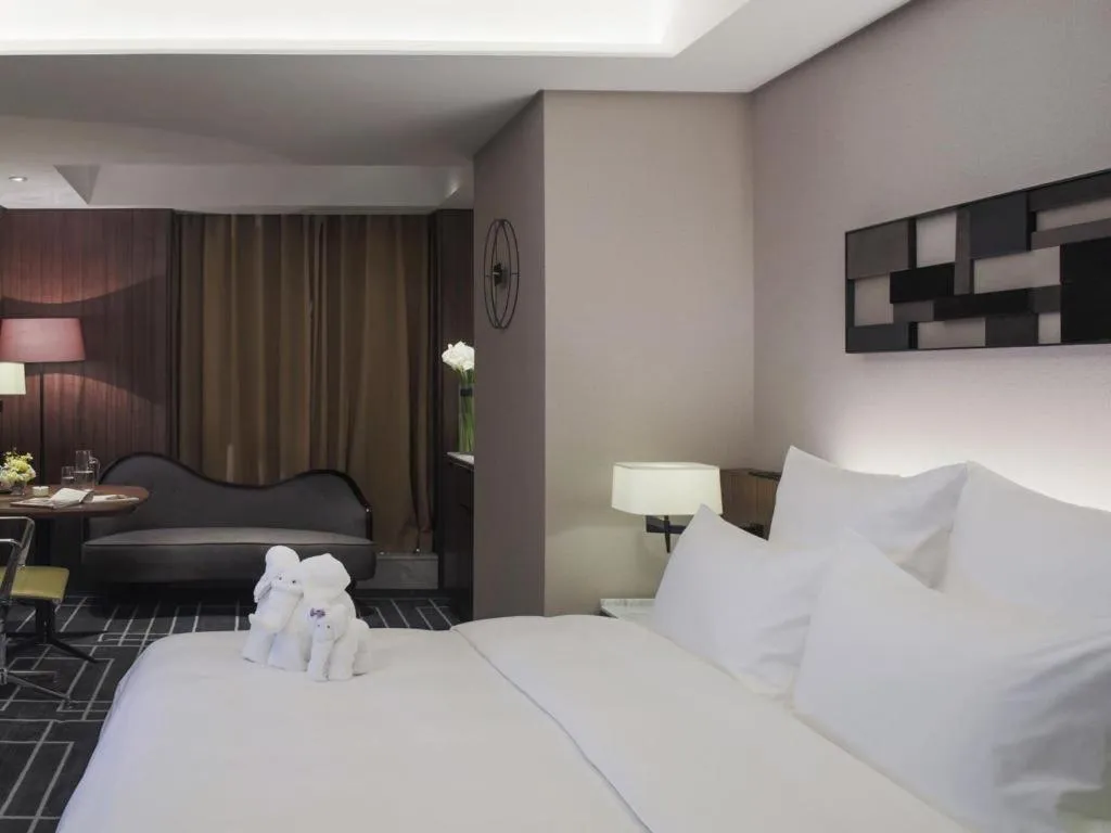 Bed in Chongqing The Lotus Hotel