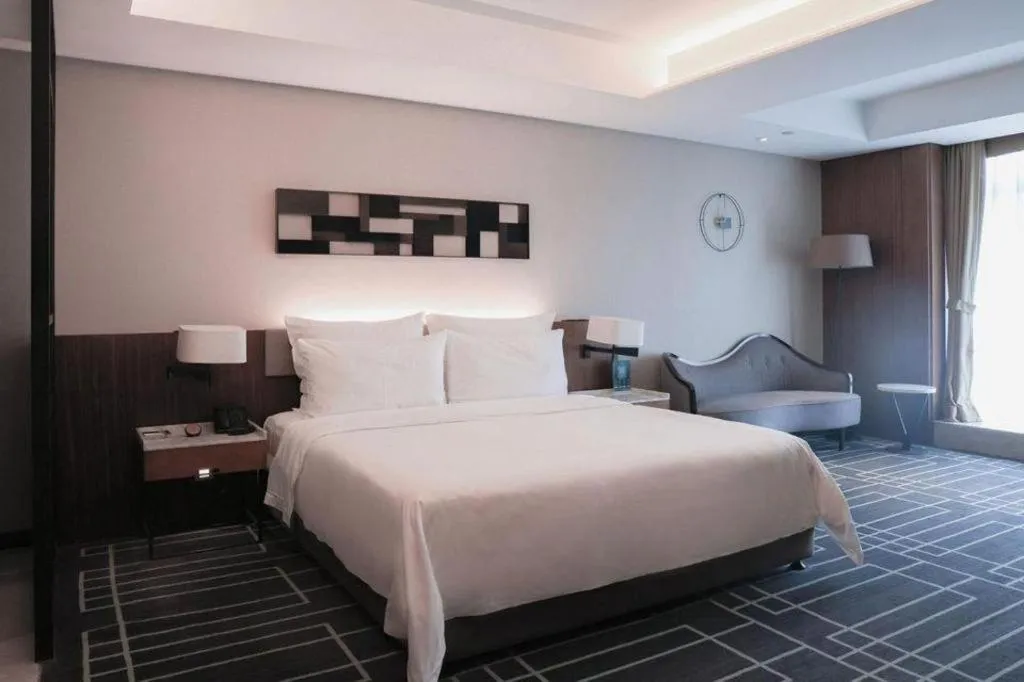 Bed in Chongqing The Lotus Hotel