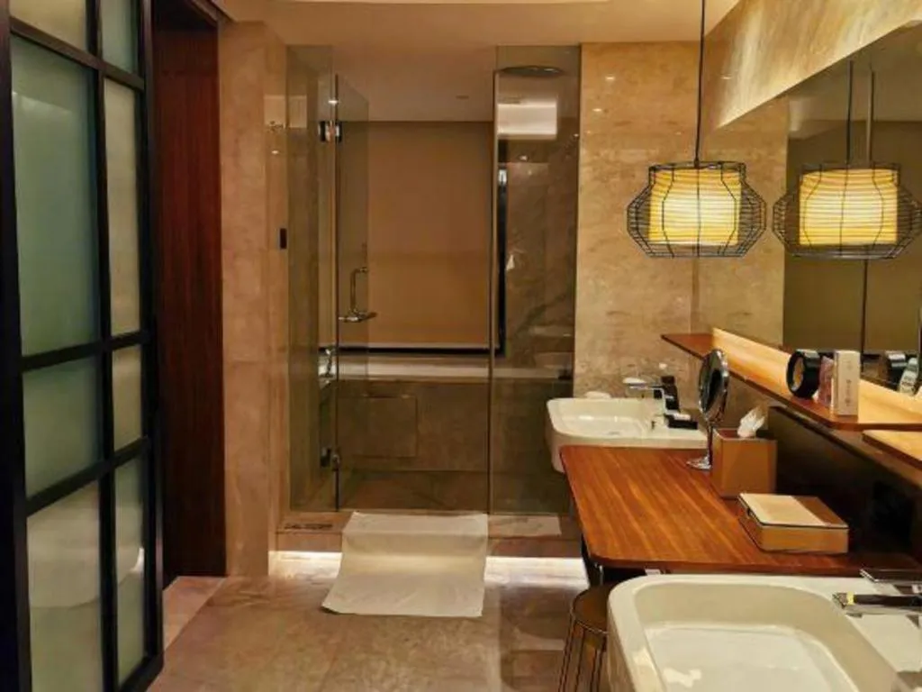 Chongqing The Lotus Hotel