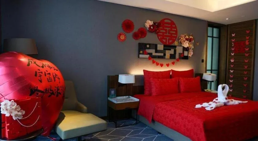 Bed in Chongqing The Lotus Hotel