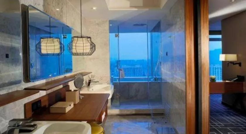 Chongqing The Lotus Hotel