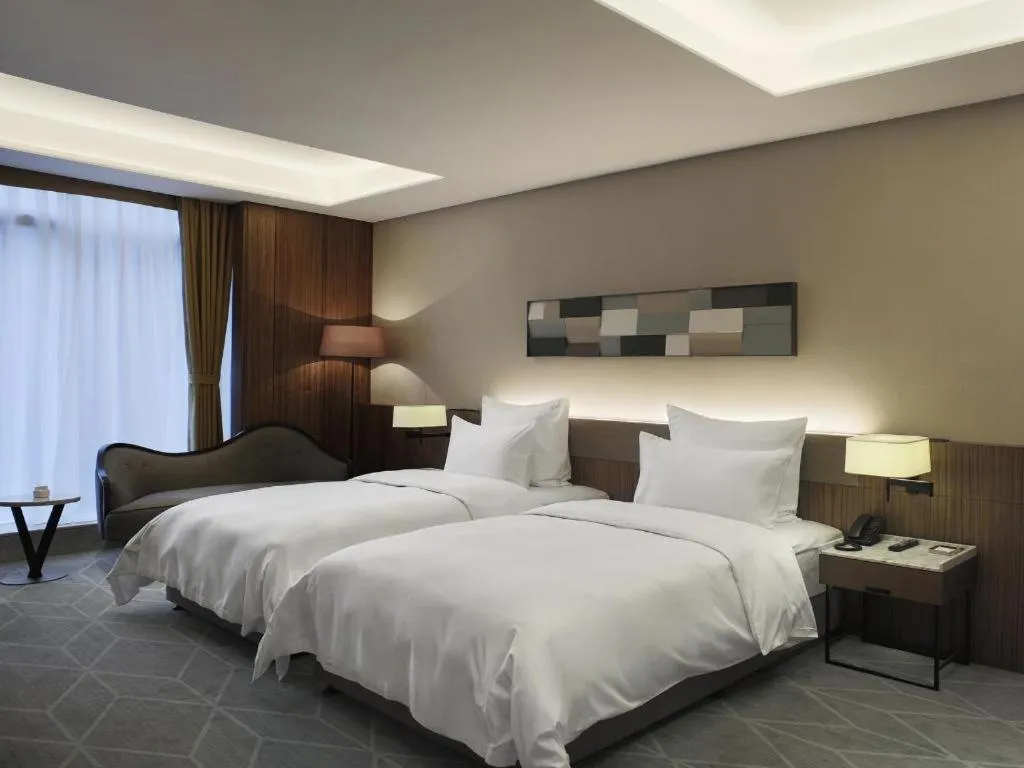 Bed in Chongqing The Lotus Hotel