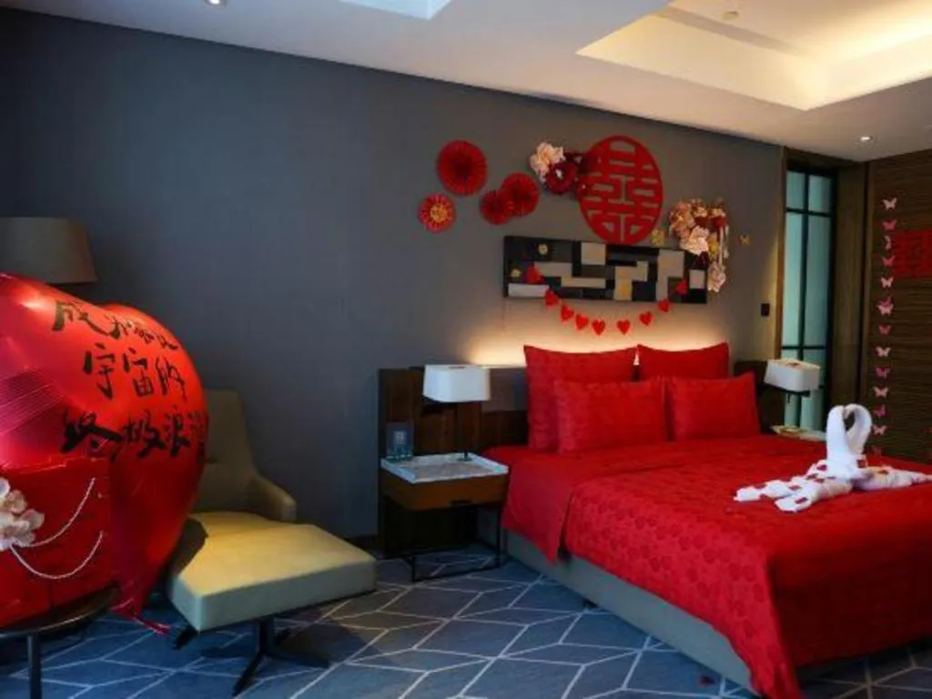 Bed in Chongqing The Lotus Hotel