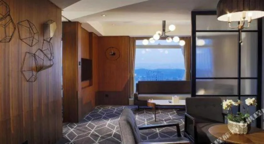 Chongqing The Lotus Hotel