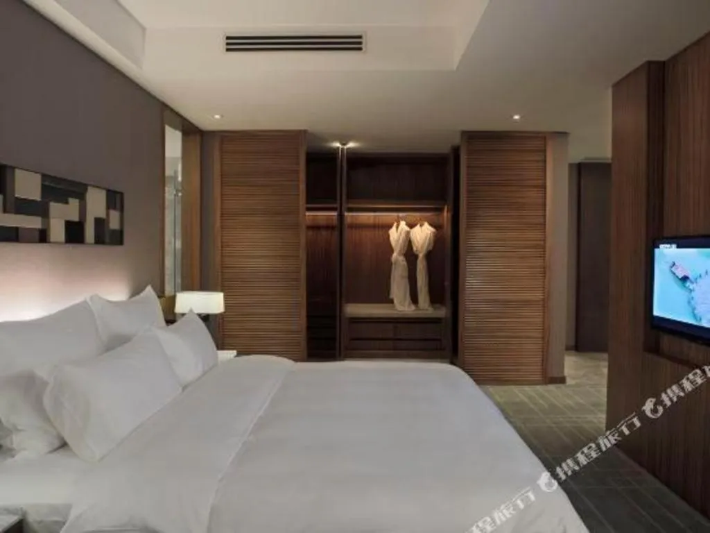 Bed in Chongqing The Lotus Hotel