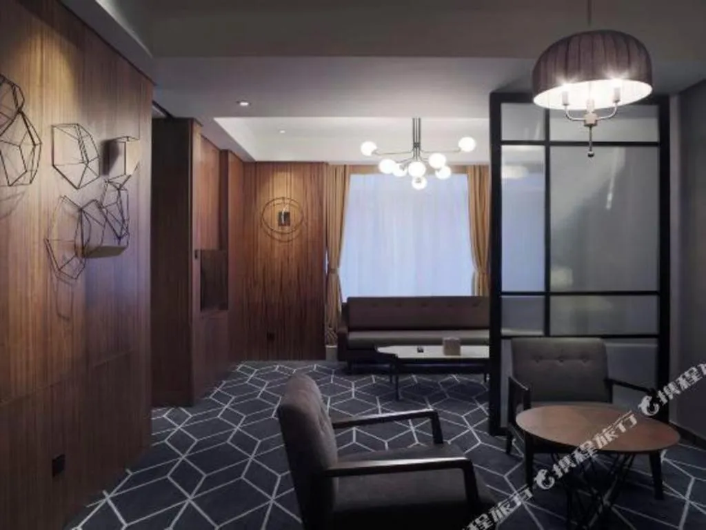 Bed in Chongqing The Lotus Hotel