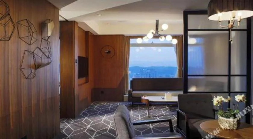 Chongqing The Lotus Hotel