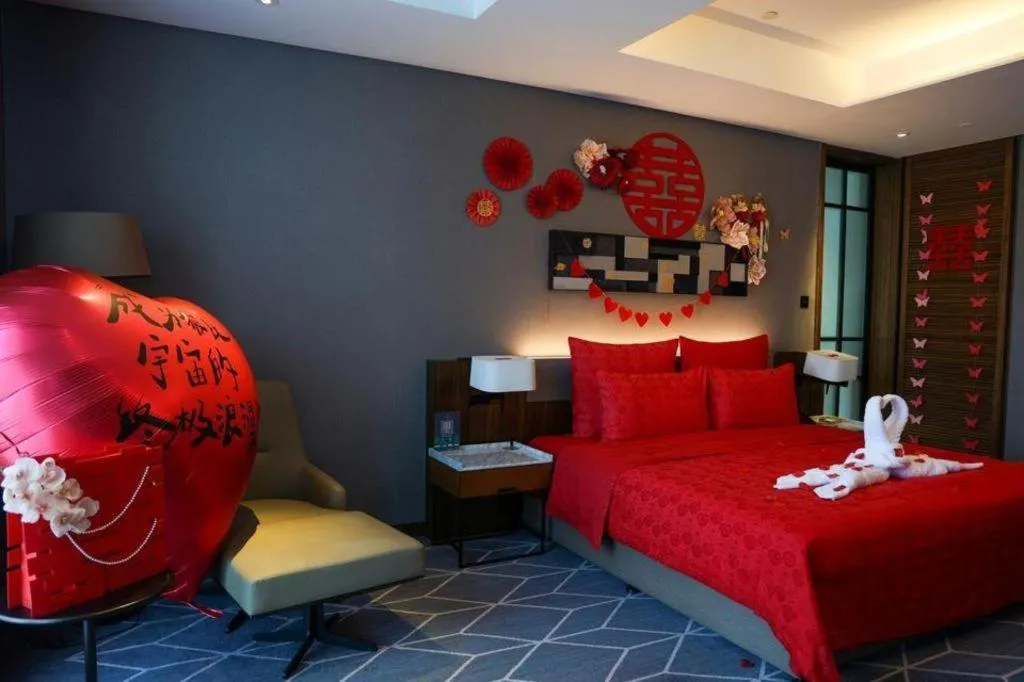 Bed in Chongqing The Lotus Hotel