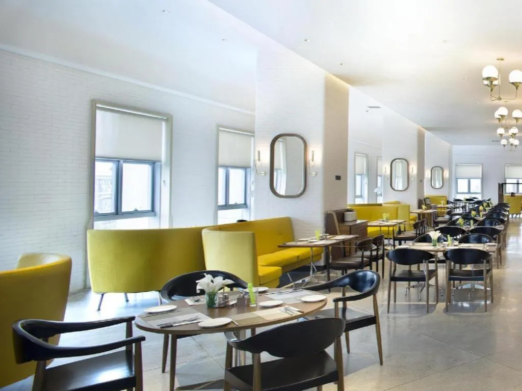 Chongqing The Lotus Hotel