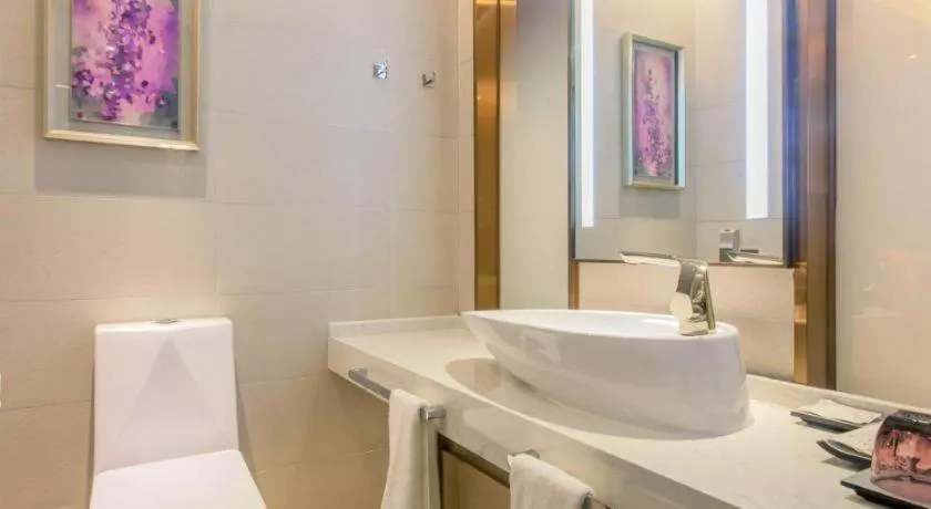 Lavande Hotel·Wuxue Kanjiang Avenue
