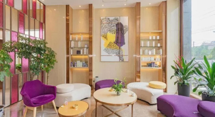 Lavande Hotel·Wuxue Kanjiang Avenue