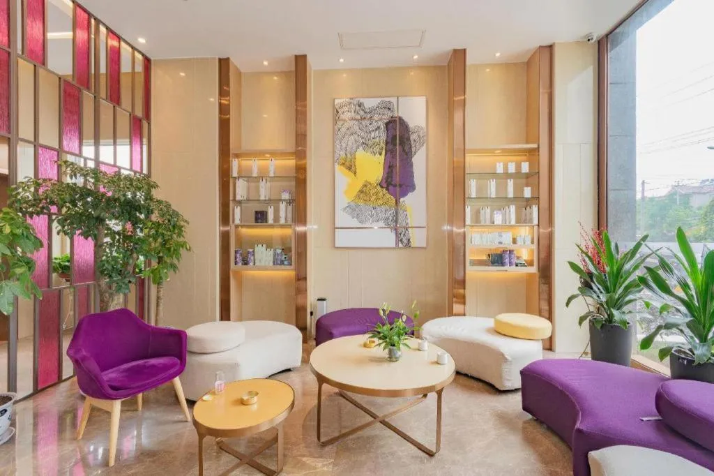 Lavande Hotel·Wuxue Kanjiang Avenue