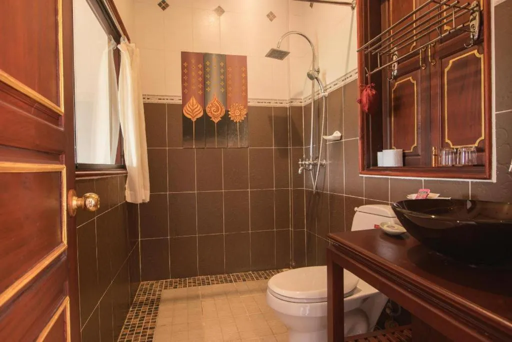 The View Pavilion Hotel