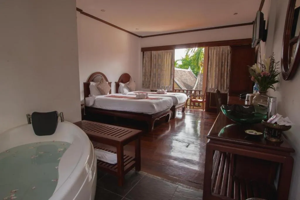 Bed in The View Pavilion Hotel