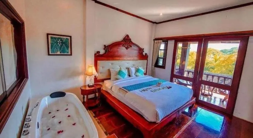 The View Pavilion Hotel