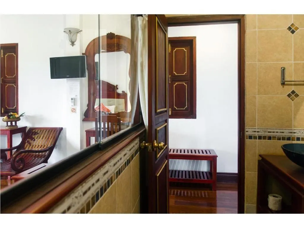 The View Pavilion Hotel